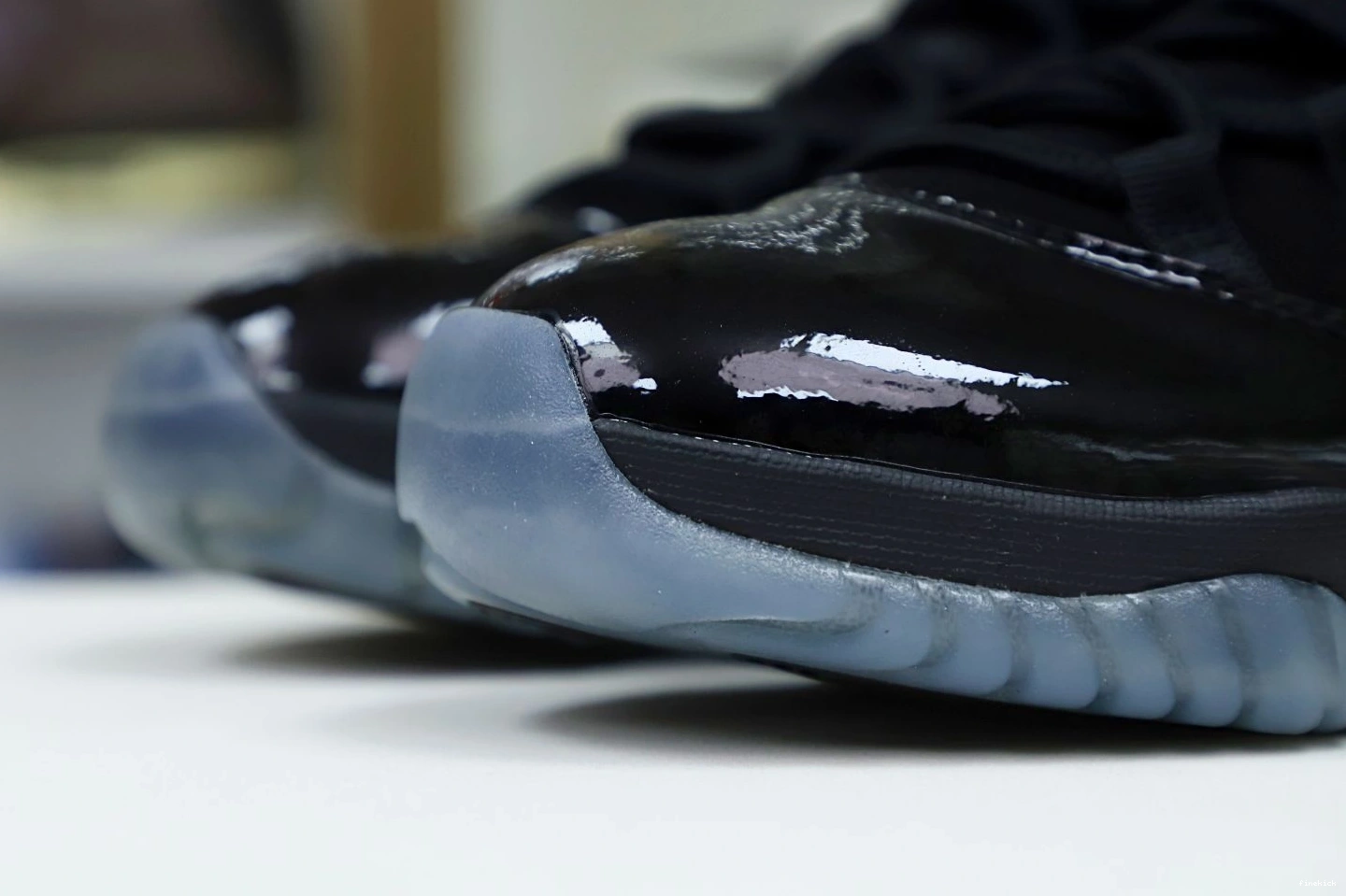 AND 'CAP RETRO 11 GOWN' AIR JORDAN 1116